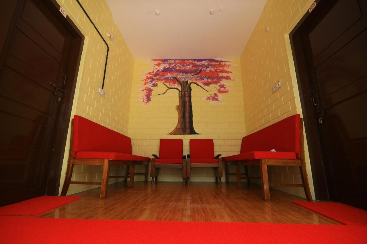 Cloud Nine Inside Hotell Varkala Exteriör bild