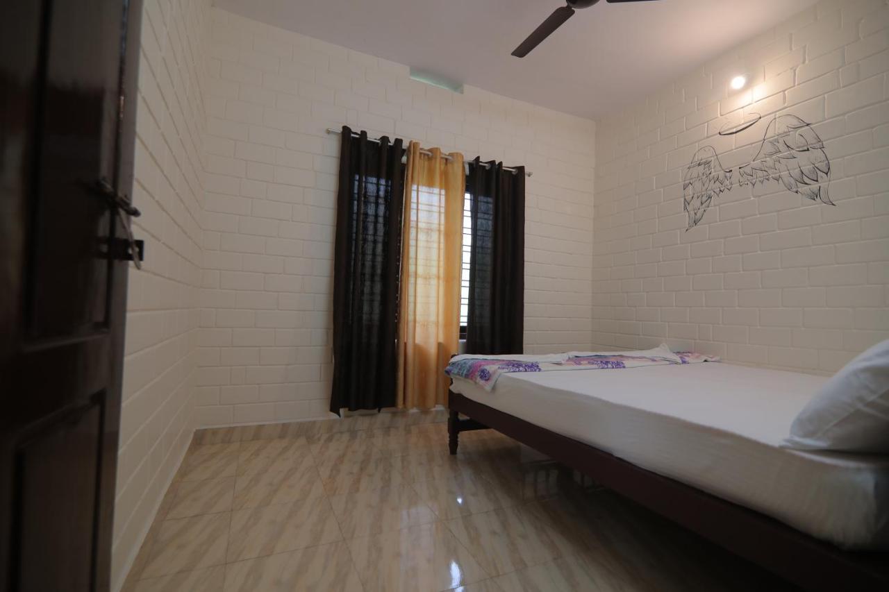 Cloud Nine Inside Hotell Varkala Exteriör bild